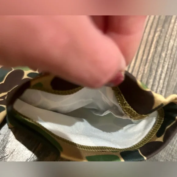 BAPE X ADIDAS’S AUTHENTIC ATHLETIC CAMO ARM SLEEVE PAIR - Picture 3 of 12